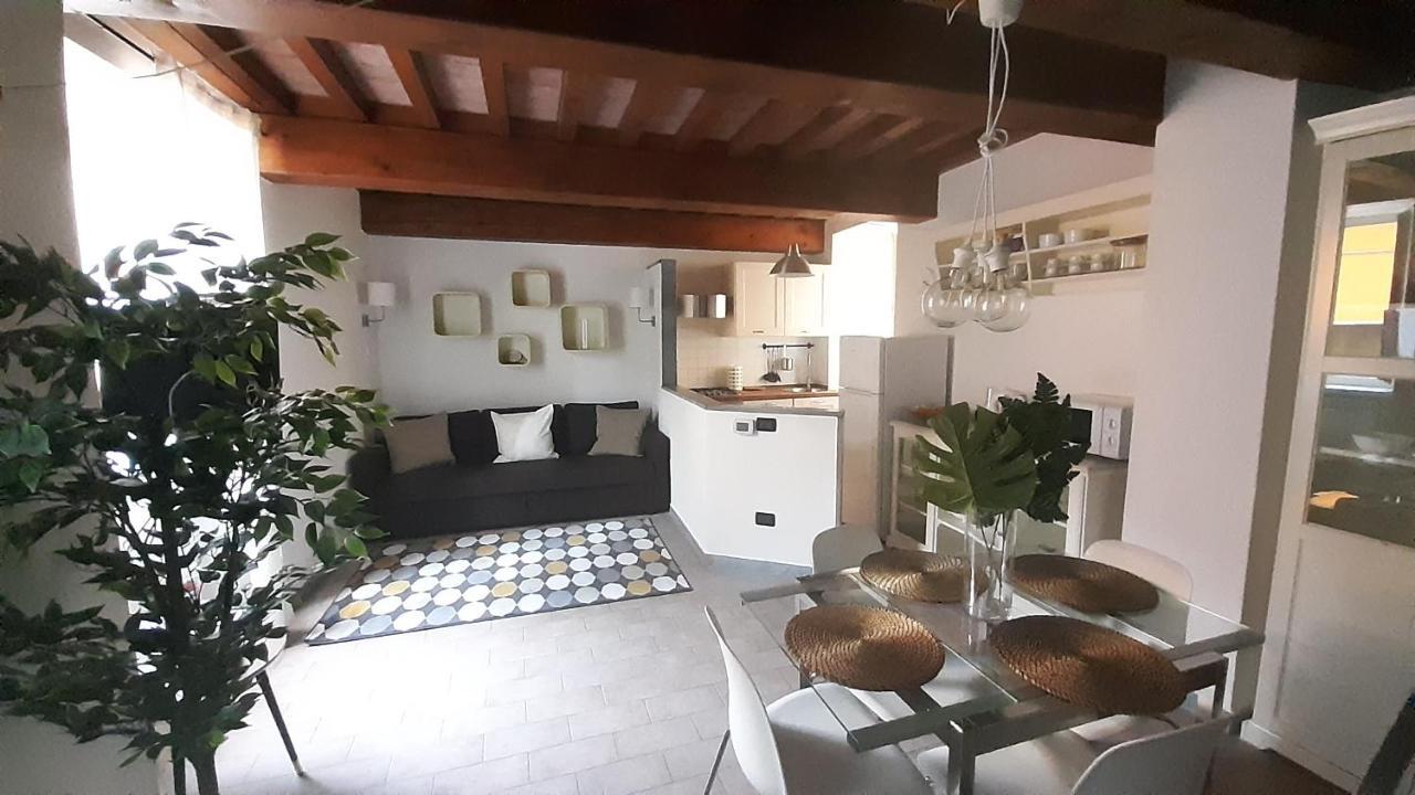Apartamento il nido dell'arancio Carrara Exterior foto