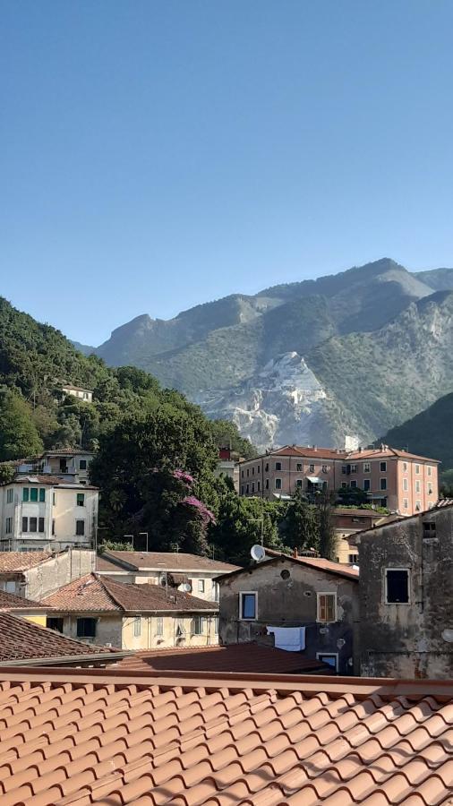 Apartamento il nido dell'arancio Carrara Exterior foto